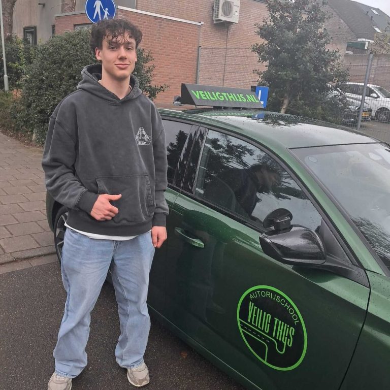 de 4e geslaagde van rijschool Veilig Thijs te Schinnen